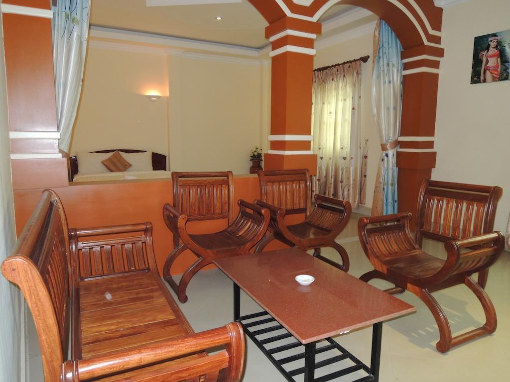 Lux Star Town Hotel Phnompen Kültér fotó