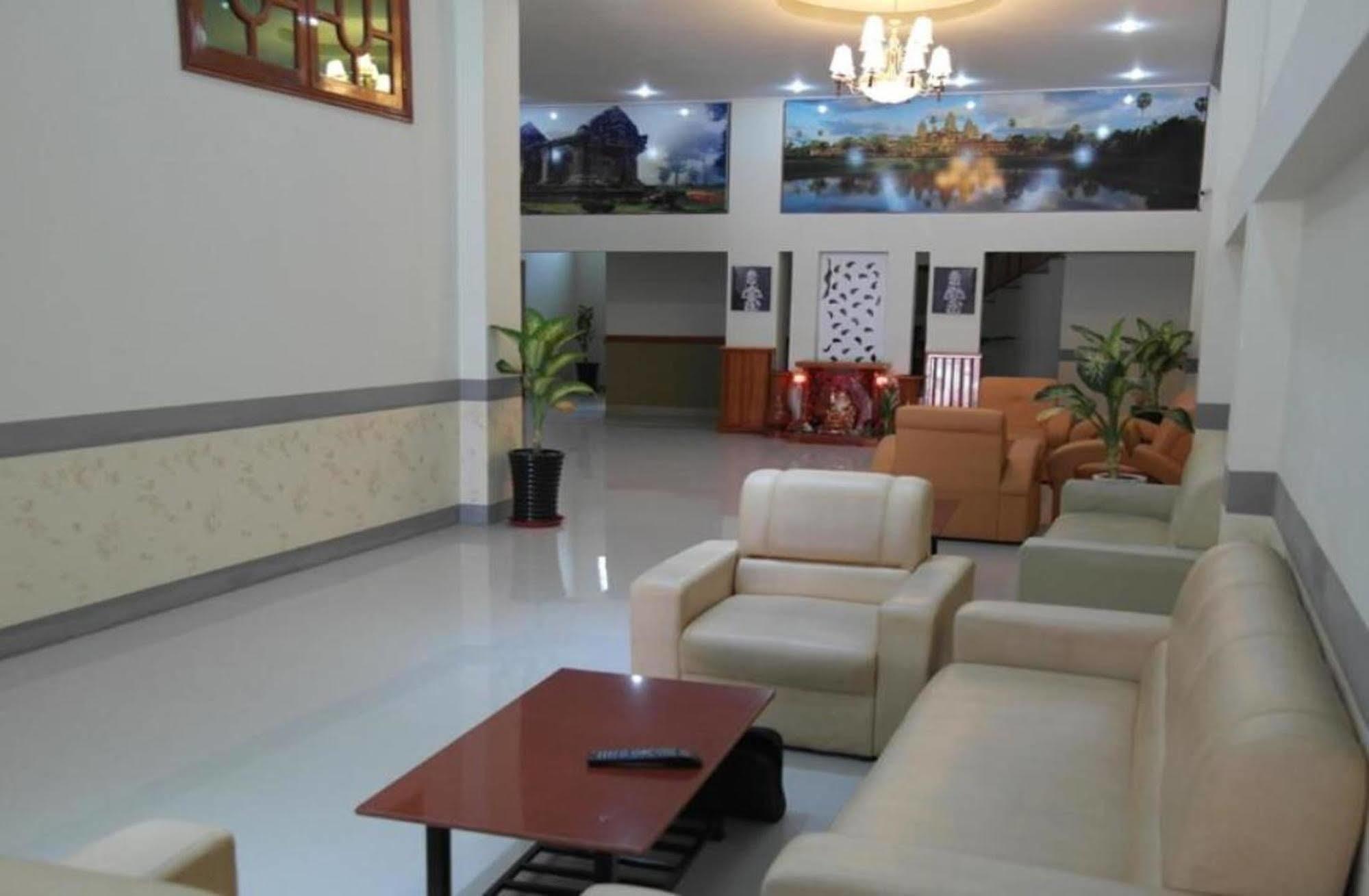 Lux Star Town Hotel Phnompen Kültér fotó